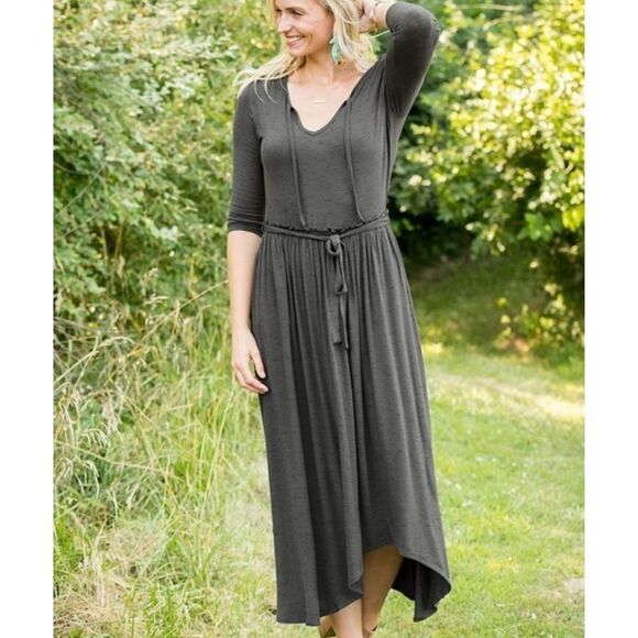 NWT Matilda Jane Go West Maxi Dress Gray Size Small Tie Waist V Neck Cottage - Picture 1 of 8